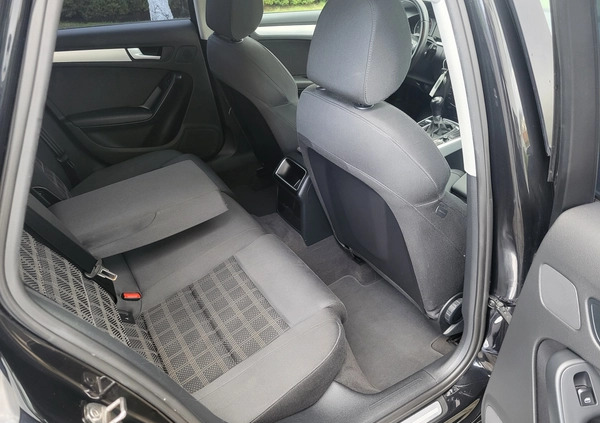 Audi A4 cena 39900 przebieg: 269870, rok produkcji 2011 z Biłgoraj małe 562